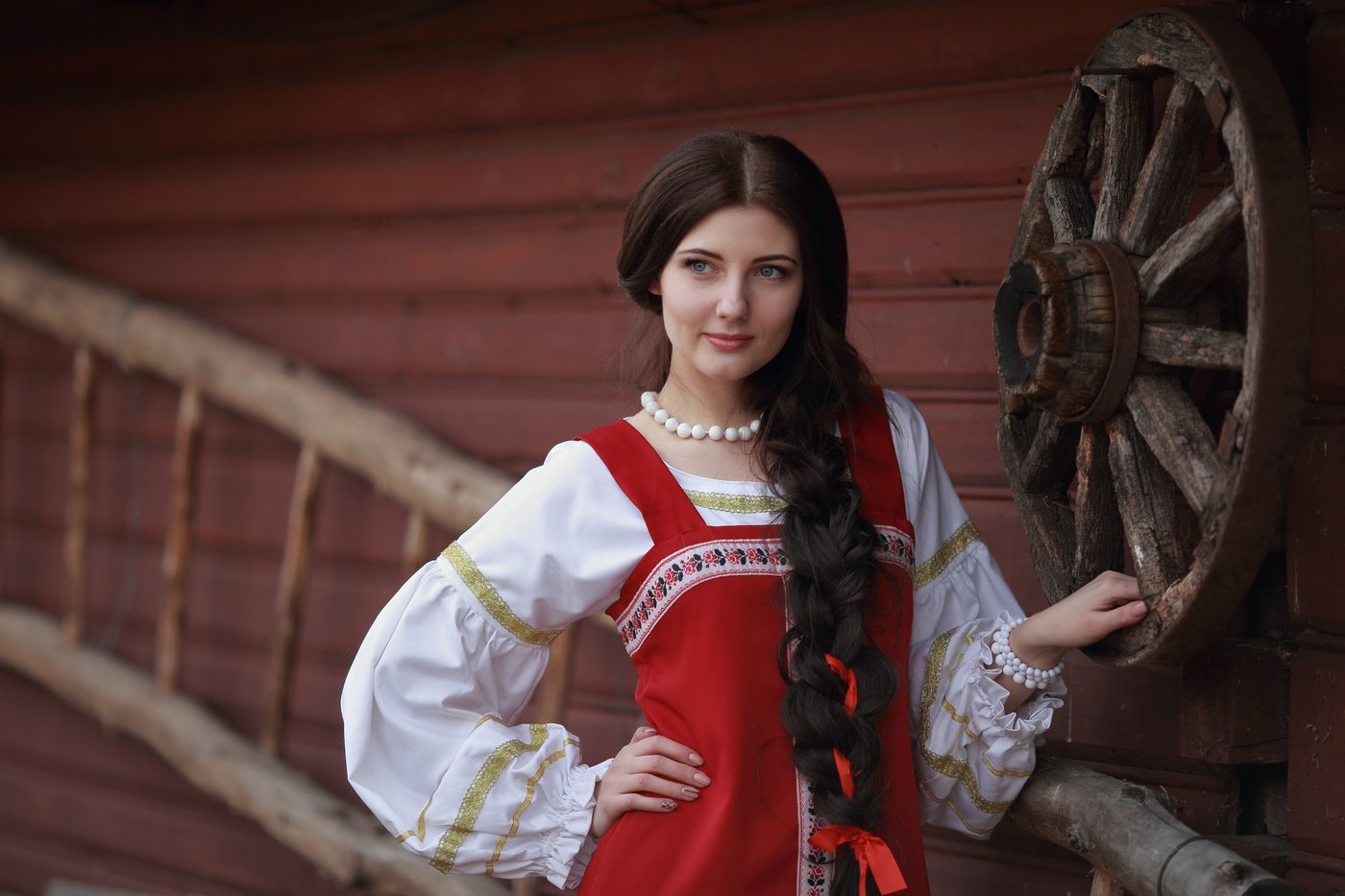 Girls in Slavic costumes’s look of the day — catch her live in Denver